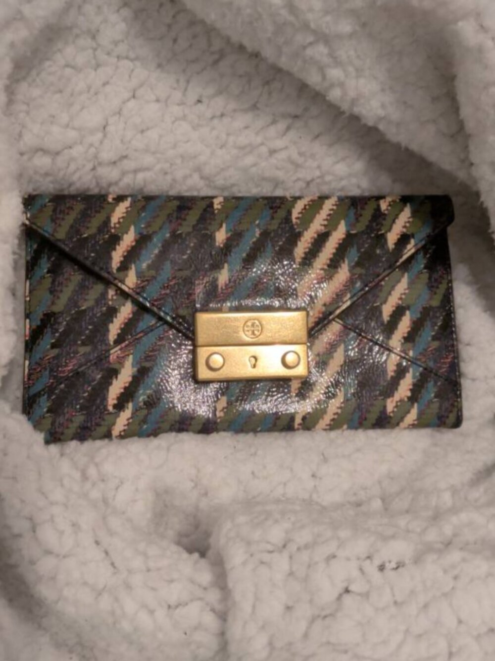 Tory Burch Juliette Patent Leather Envelope Wallet Clutch Plaid Chevron Print